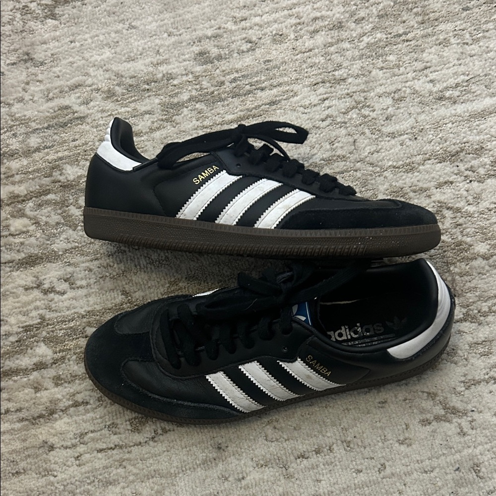 Adidas sambas
